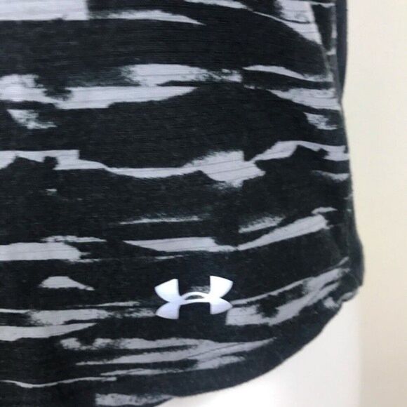 Under Armour Mesh Run Tee Shirt S Athletic Gym Training Tennis Golf Top 1309454 - Picture 9 of 15